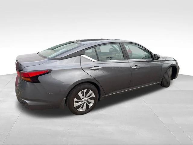 2025 Nissan Altima S FWD