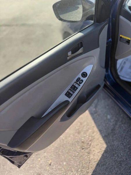 2017 Hyundai Accent Value Edition