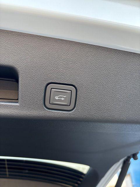 2026 Chevrolet Traverse FWD RS