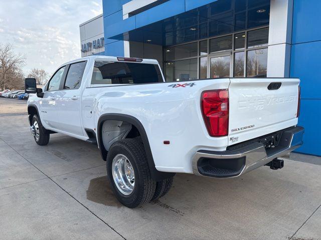 2026 Chevrolet Silverado 3500HD Crew Cab, Long Bed, LT Dual Rear Wheel, RWD
