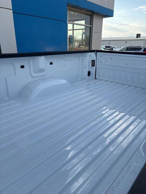 2026 Chevrolet Silverado 3500HD Crew Cab, Long Bed, LT Dual Rear Wheel, RWD
