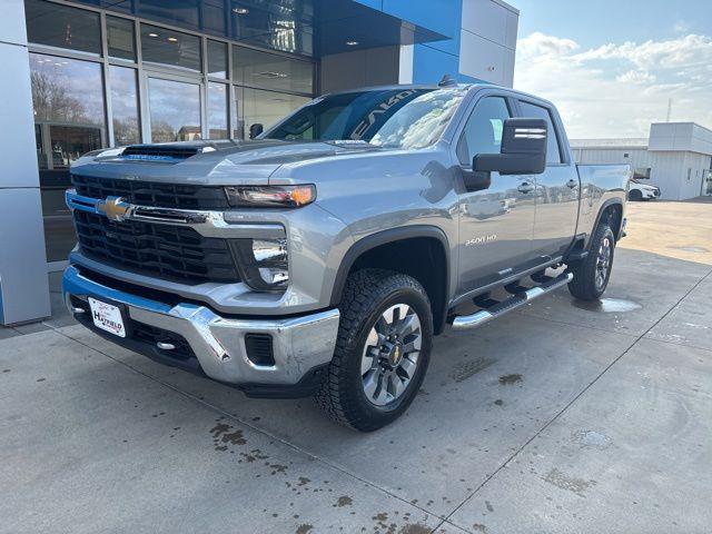 2026 Chevrolet Silverado 2500HD Crew Cab, Standard Bed, LT, 4WD