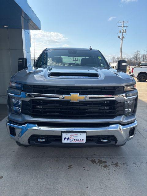 2026 Chevrolet Silverado 2500HD Crew Cab, Standard Bed, LT, 4WD