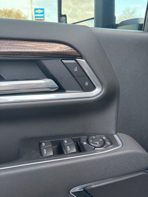 2026 Chevrolet Silverado 2500HD Crew Cab, Standard Bed, LT, 4WD