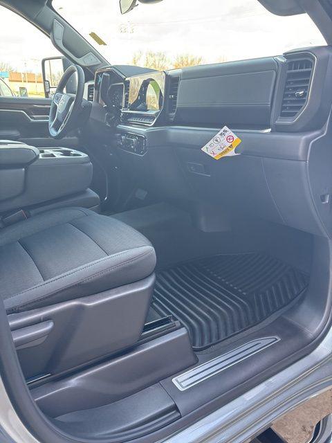 2026 Chevrolet Silverado 2500HD Crew Cab, Standard Bed, LT, 4WD