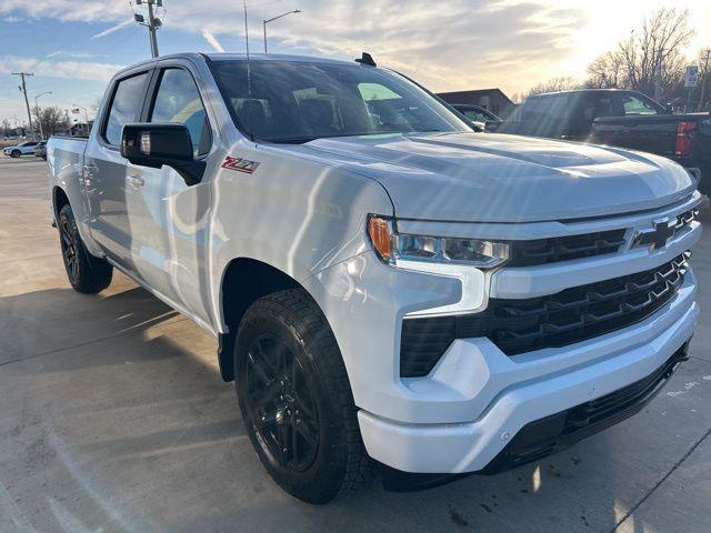 2026 Chevrolet Silverado 1500 4WD Crew Cab Short Bed RST