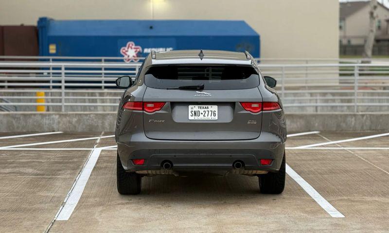 2018 Jaguar F-PACE 25t R-Sport