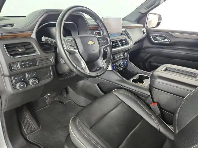 2023 Chevrolet Suburban 4WD Premier