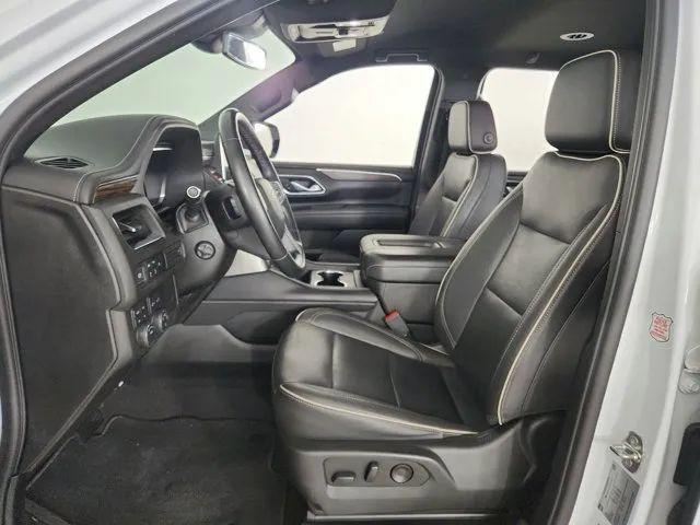 2023 Chevrolet Suburban 4WD Premier