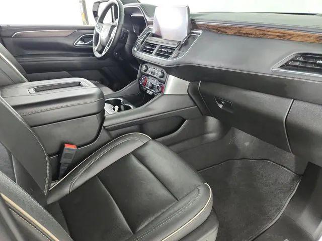 2023 Chevrolet Suburban 4WD Premier