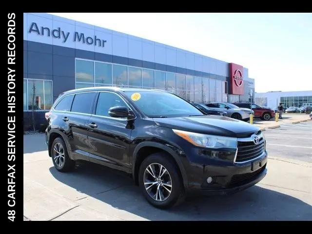 2016 Toyota Highlander XLE V6 for sale in Avon, IN