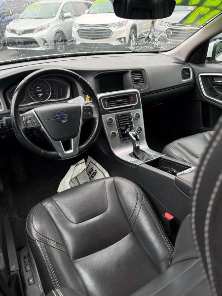 2017 Volvo S60 T5 Dynamic