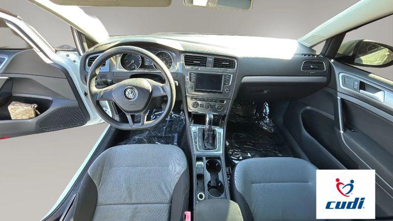 2016 Volkswagen e-Golf SE
