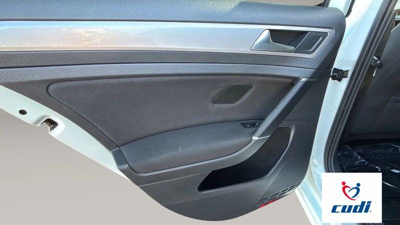 2016 Volkswagen e-Golf SE