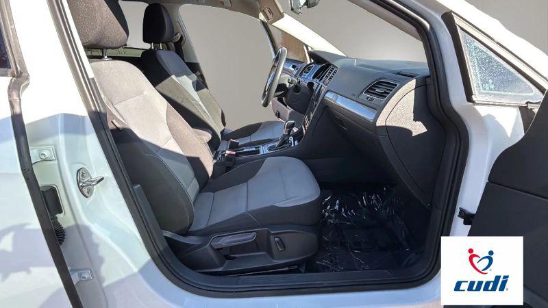 2016 Volkswagen e-Golf SE