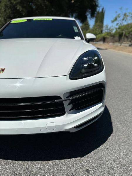 2019 Porsche Cayenne Base