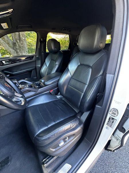 2019 Porsche Cayenne Base
