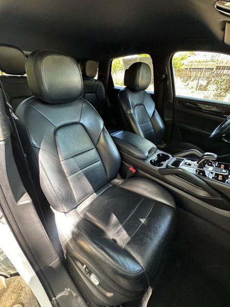 2019 Porsche Cayenne Base