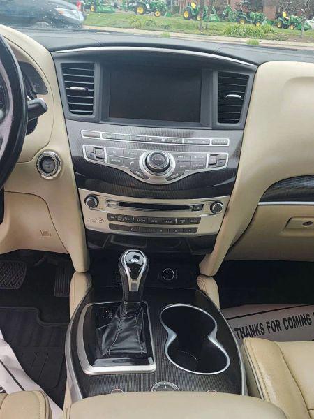 2019 INFINITI QX60 LUXE