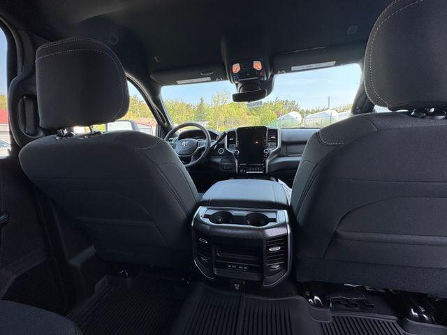 2026 Ram 3500 Big Horn Crew Cab 4x4 8' Box