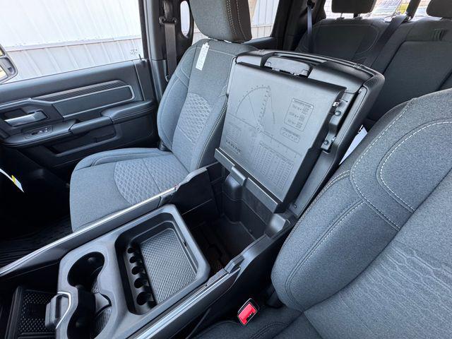 2026 Ram 3500 Big Horn Crew Cab 4x4 8' Box