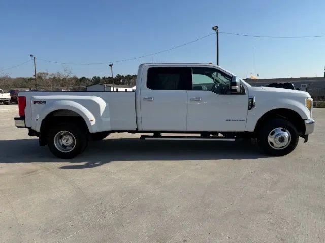 2017 Ford F-350 LARIAT