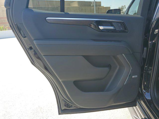 2026 Chevrolet Tahoe 4WD Premier