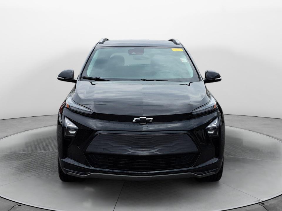 Used 2023 Chevrolet Bolt EUV LT with VIN 1G1FY6S09P4126890 for sale in Winston-Salem, NC