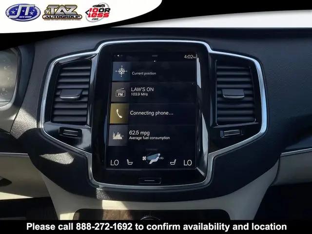 2017 Volvo XC90 T6 Momentum