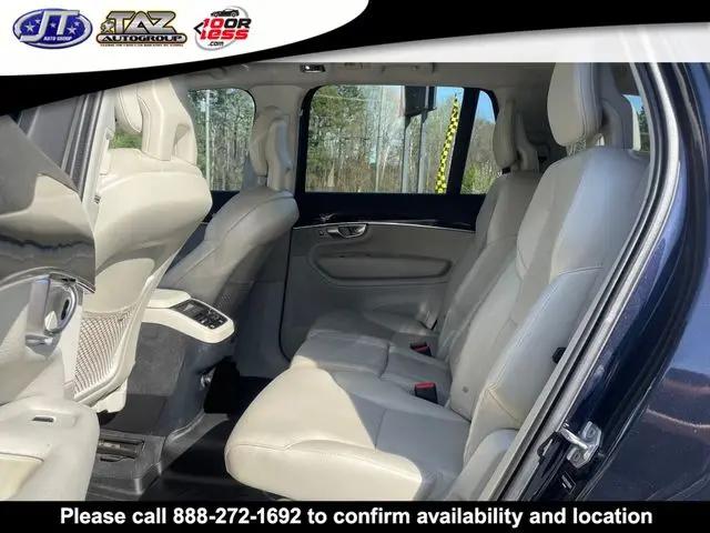 2017 Volvo XC90 T6 Momentum