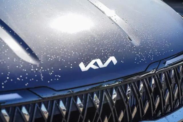 2026 Kia Carnival MPV EX