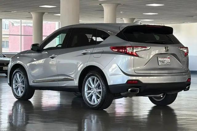 2023 Acura RDX Standard