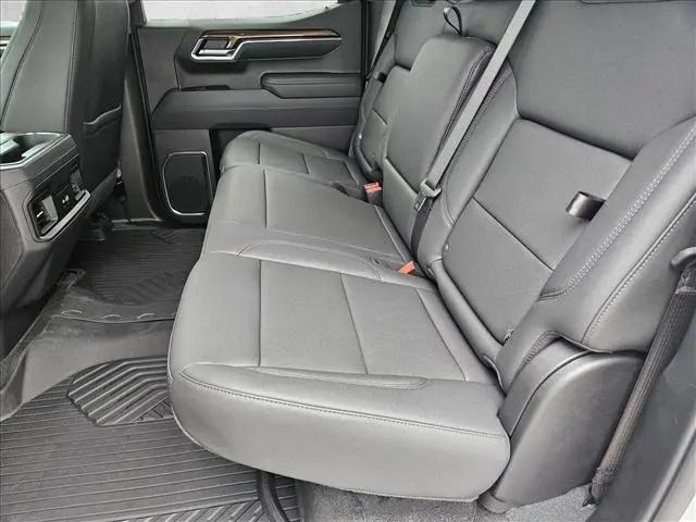 2026 Chevrolet Silverado 1500 4WD Crew Cab Standard Bed LT