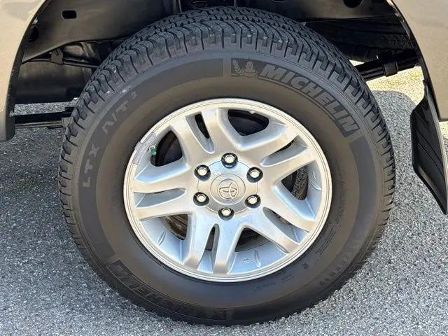 2006 Toyota Tundra SR5 V8
