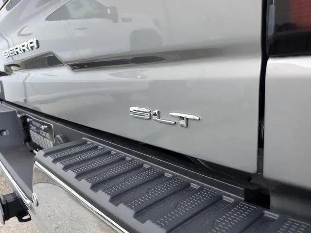 2026 GMC Sierra 1500 Crew Cab, Short Bed, SLT, 4WD