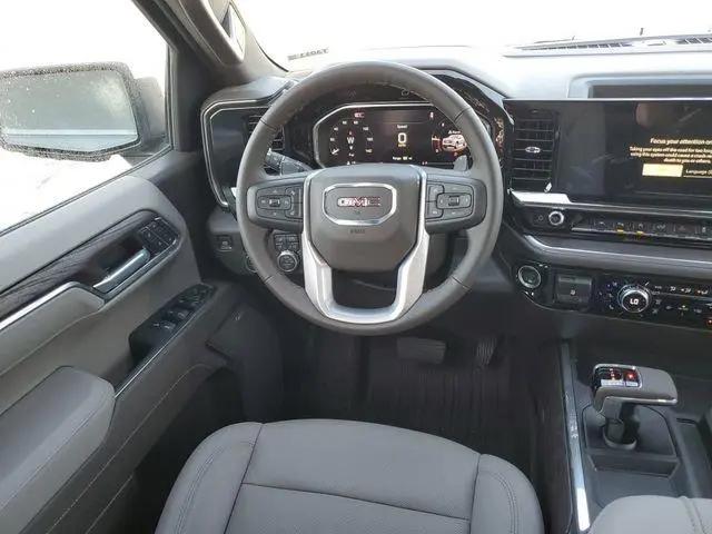 2026 GMC Sierra 1500 Crew Cab, Short Bed, SLT, 4WD