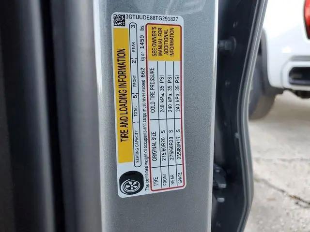 2026 GMC Sierra 1500 Crew Cab, Short Bed, SLT, 4WD