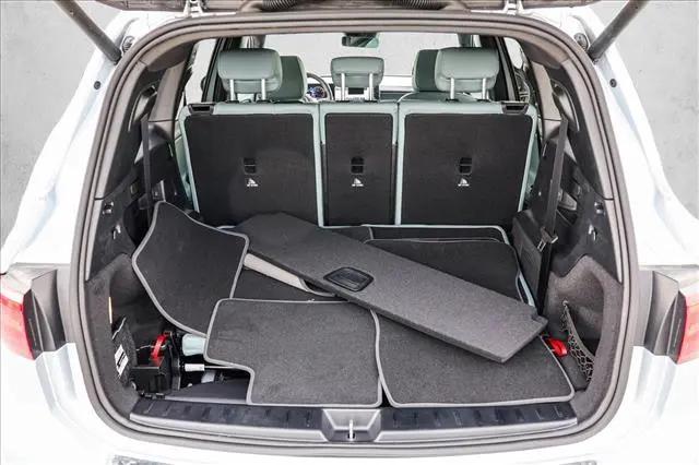 2026 Mercedes-Benz GLB 4MATIC