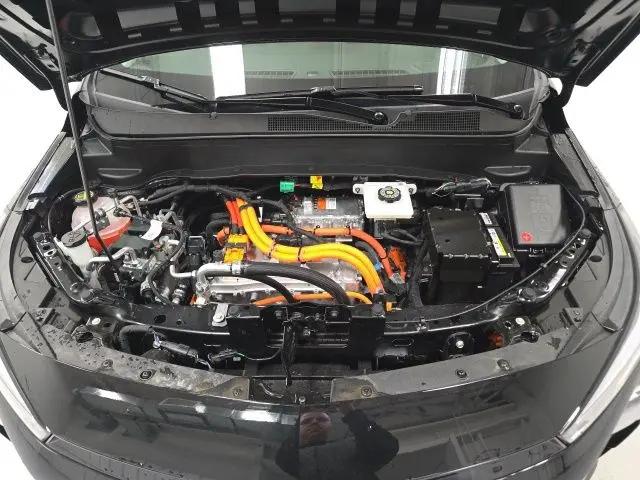 2027 Chevrolet Bolt RS FWD
