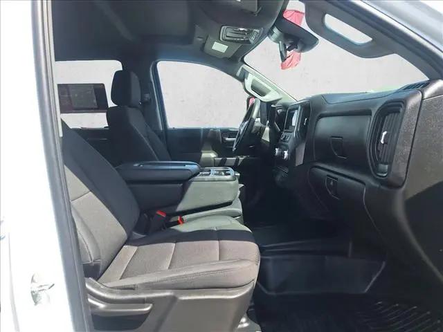 2024 GMC Sierra 3500HD 4WD Crew Cab Long Bed Pro