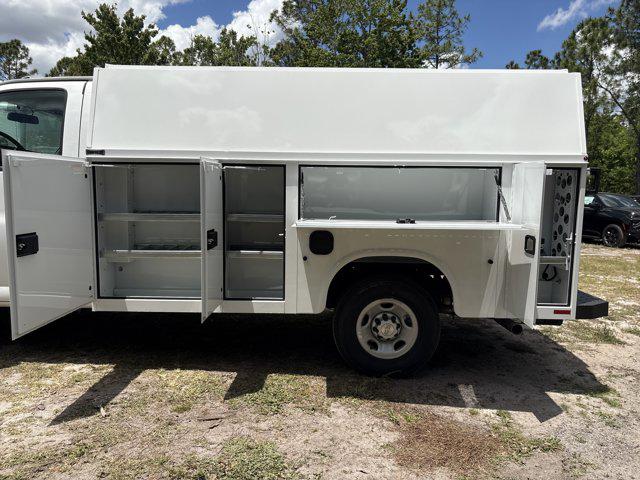 2026 Chevrolet Express Cutaway Work Van