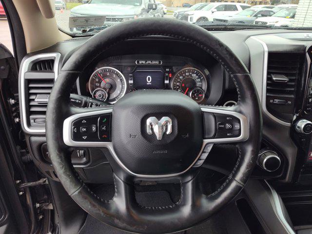 2020 Ram 1500 Big Horn Crew Cab 4x4 5'7" Box
