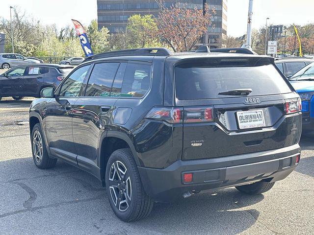 2026 Jeep Cherokee Laredo 4x4