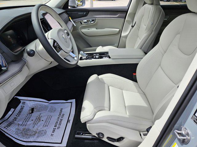 2026 Volvo XC90 Ultra, B6 AWD Gas (mild hybrid), Gasoline, Bright, 7 Seats