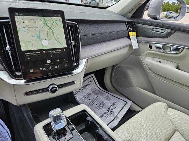 2026 Volvo XC90 Ultra, B6 AWD Gas (mild hybrid), Gasoline, Bright, 7 Seats
