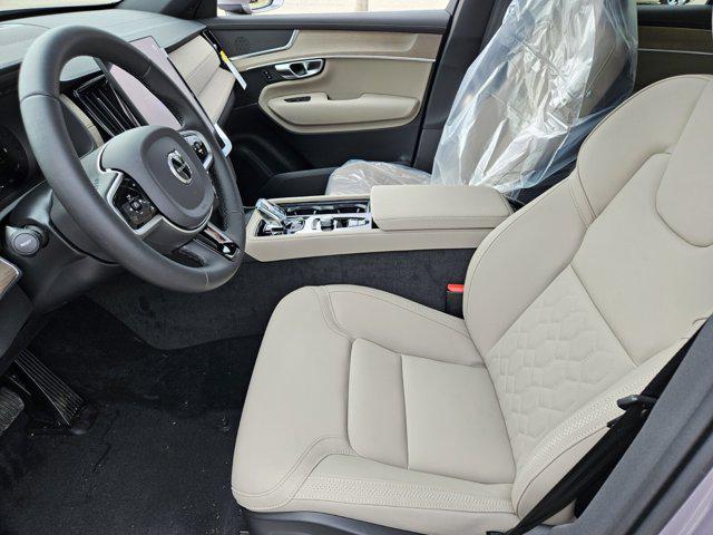 2026 Volvo XC90 Core, B5 AWD Gas (mild hybrid), Gasoline, Bright, 7 Seats
