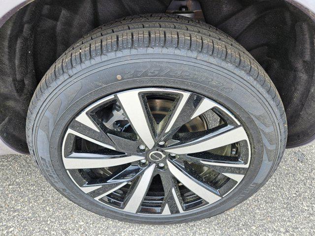 2026 Volvo XC90 Core, B5 AWD Gas (mild hybrid), Gasoline, Bright, 7 Seats
