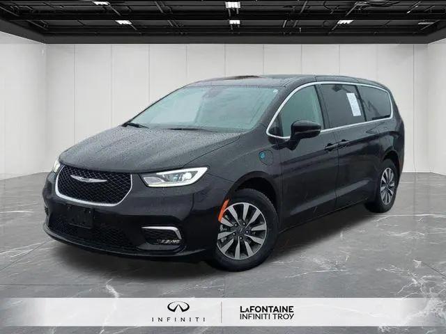 2024 Chrysler Pacifica Hybrid Select for sale in Troy, MI