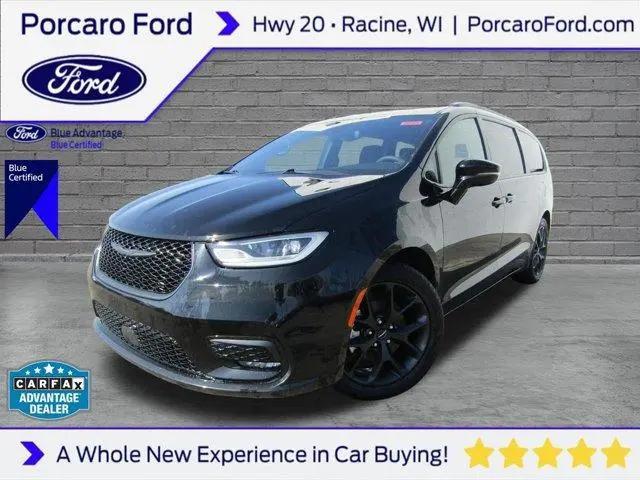 2025 Chrysler Pacifica Limited for sale in Racine, WI