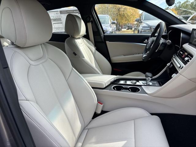 2026 Genesis G70 2.5T RWD